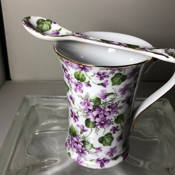 Porcelain Mug with Matching Spoon - Picture 5 of 7